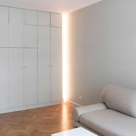 Cozy And Charming With Optimized Space Apartman Párizs